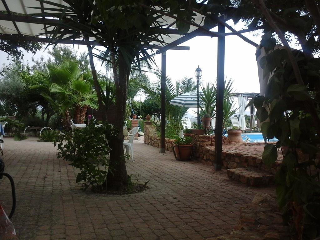 Casa Vacanze Laura Villa Caltanissetta Kamer foto